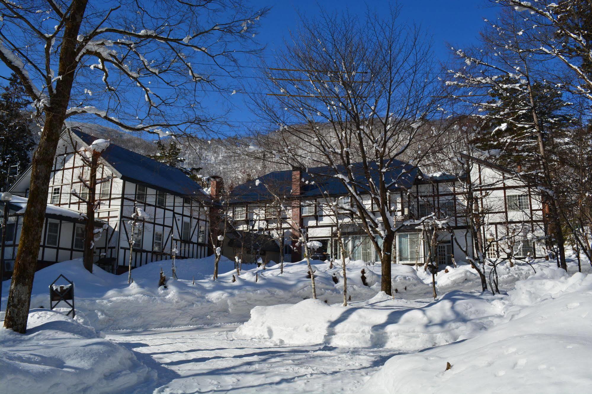 Hotel Sejour Mint In Hakuba Exterior photo