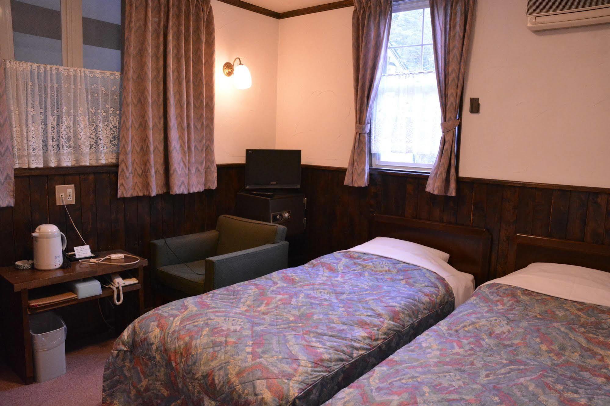 Hotel Sejour Mint In Hakuba Exterior photo